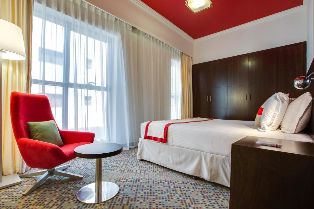 Mena Aparthotel Albarsha At The Mall Дубай Екстериор снимка