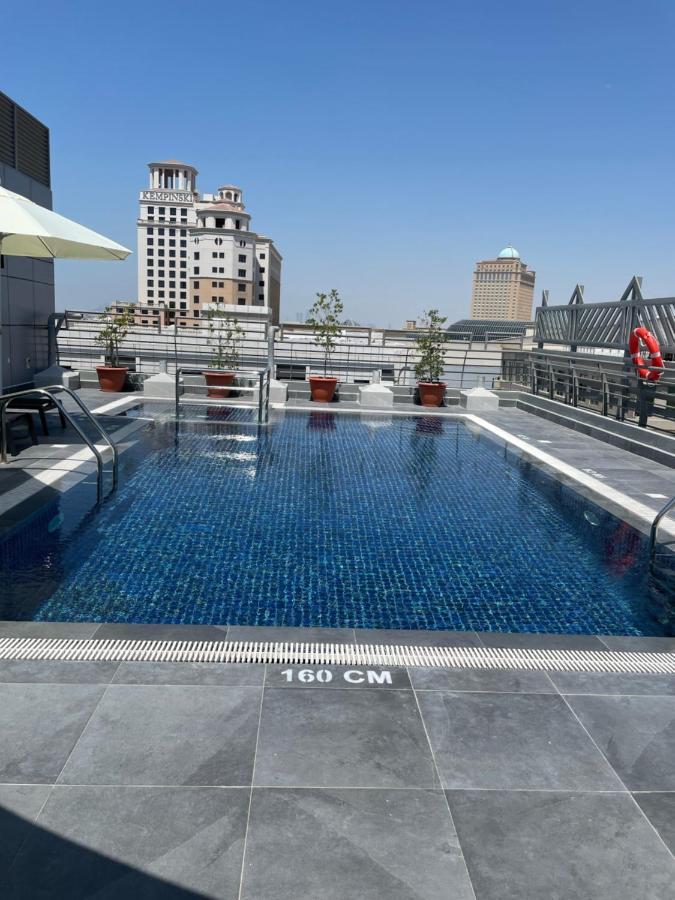 Mena Aparthotel Albarsha At The Mall Дубай Екстериор снимка